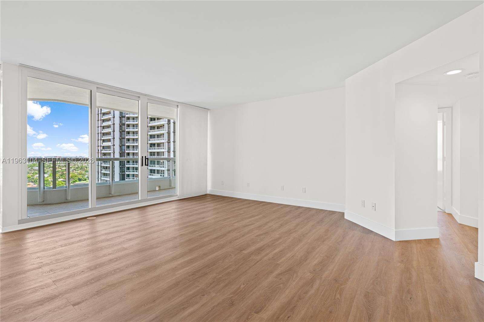 South Tower At The Point at 21055 Yacht Club Dr, Aventura, FL 33180 - For Sale photo 23