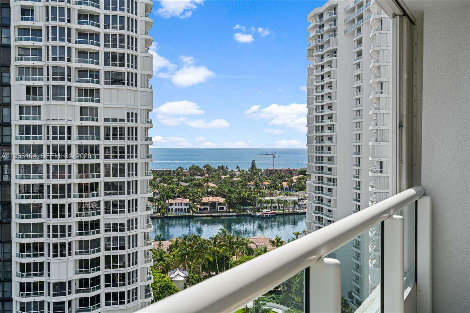 South Tower At The Point at 21055 Yacht Club Dr, Aventura, FL 33180 - For Sale photo 30