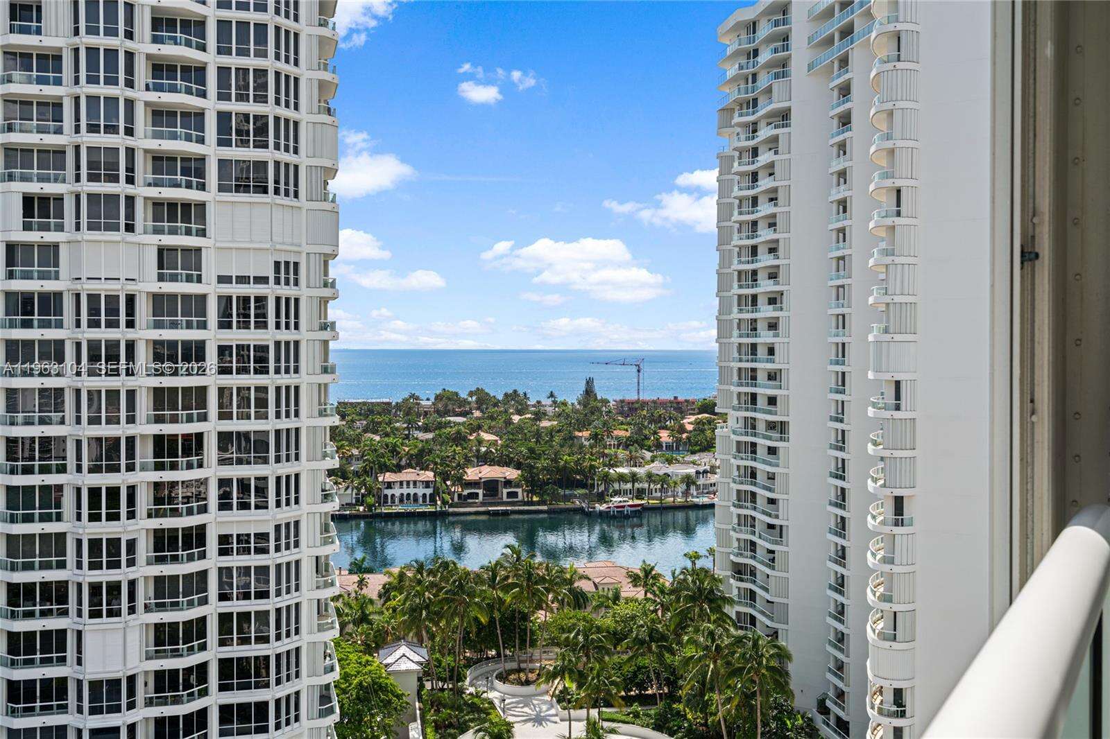 South Tower At The Point at 21055 Yacht Club Dr, Aventura, FL 33180 - For Sale photo 31