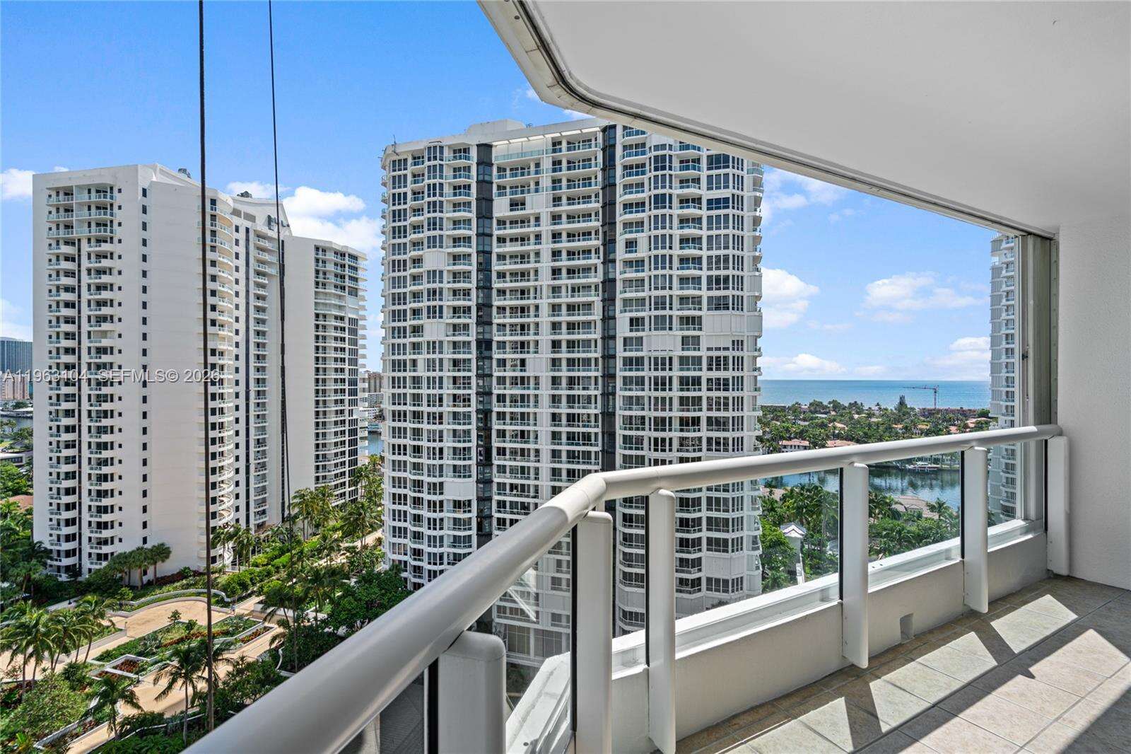 South Tower At The Point at 21055 Yacht Club Dr, Aventura, FL 33180 - For Sale photo 33