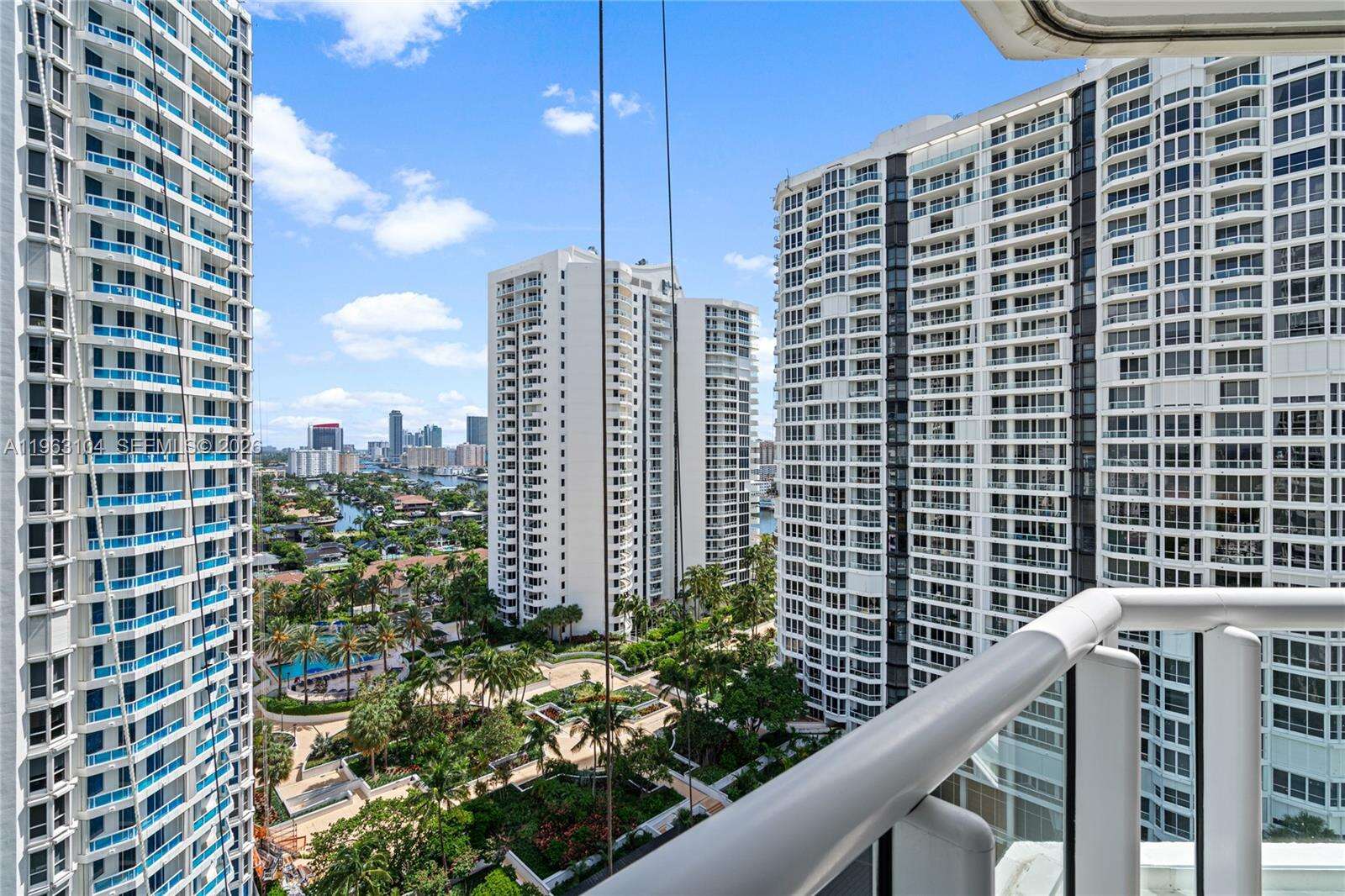 South Tower At The Point at 21055 Yacht Club Dr, Aventura, FL 33180 - For Sale photo 35
