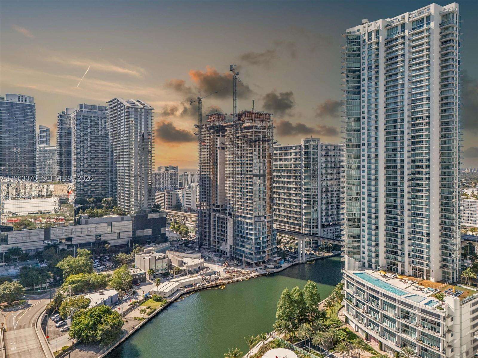 Mint at 92 3 St, Miami, FL 33130 - For Sale photo 3