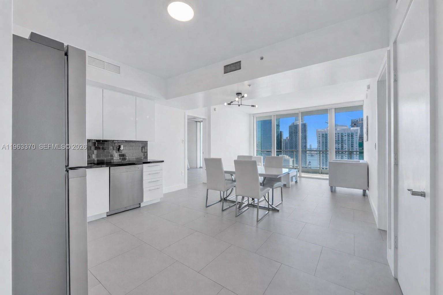 Mint at 92 3 St, Miami, FL 33130 - For Sale photo 5