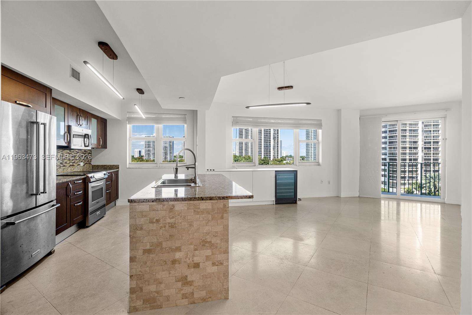 Turnberry Village North at 20000 Country Club Dr, Aventura, FL 33180 - For Sale photo 4