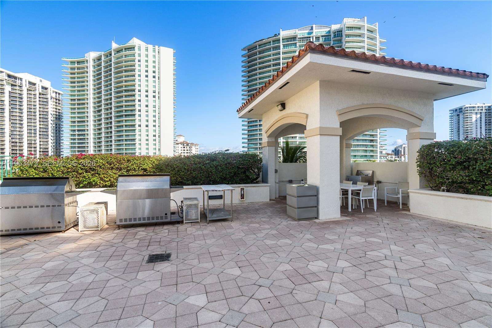 Turnberry Village North at 20000 Country Club Dr, Aventura, FL 33180 - For Sale photo 37