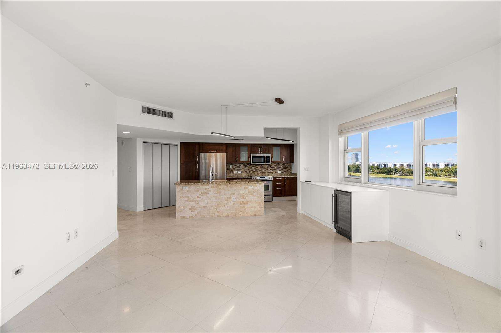 Turnberry Village North at 20000 Country Club Dr, Aventura, FL 33180 - For Sale photo 10