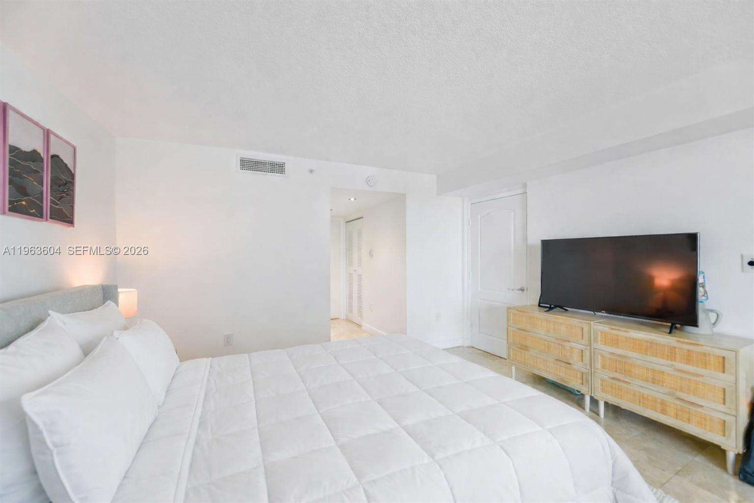 Skyline On Brickell at 2101 Brickell Ave, Miami, FL 33129 - For Sale photo 15