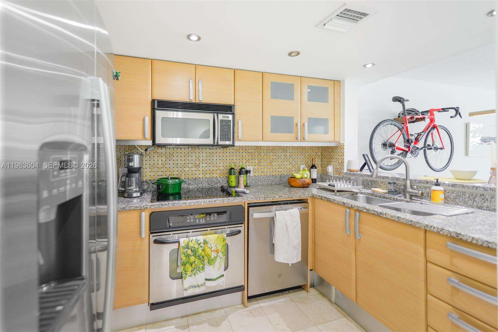 Skyline On Brickell at 2101 Brickell Ave, Miami, FL 33129 - For Sale photo 8