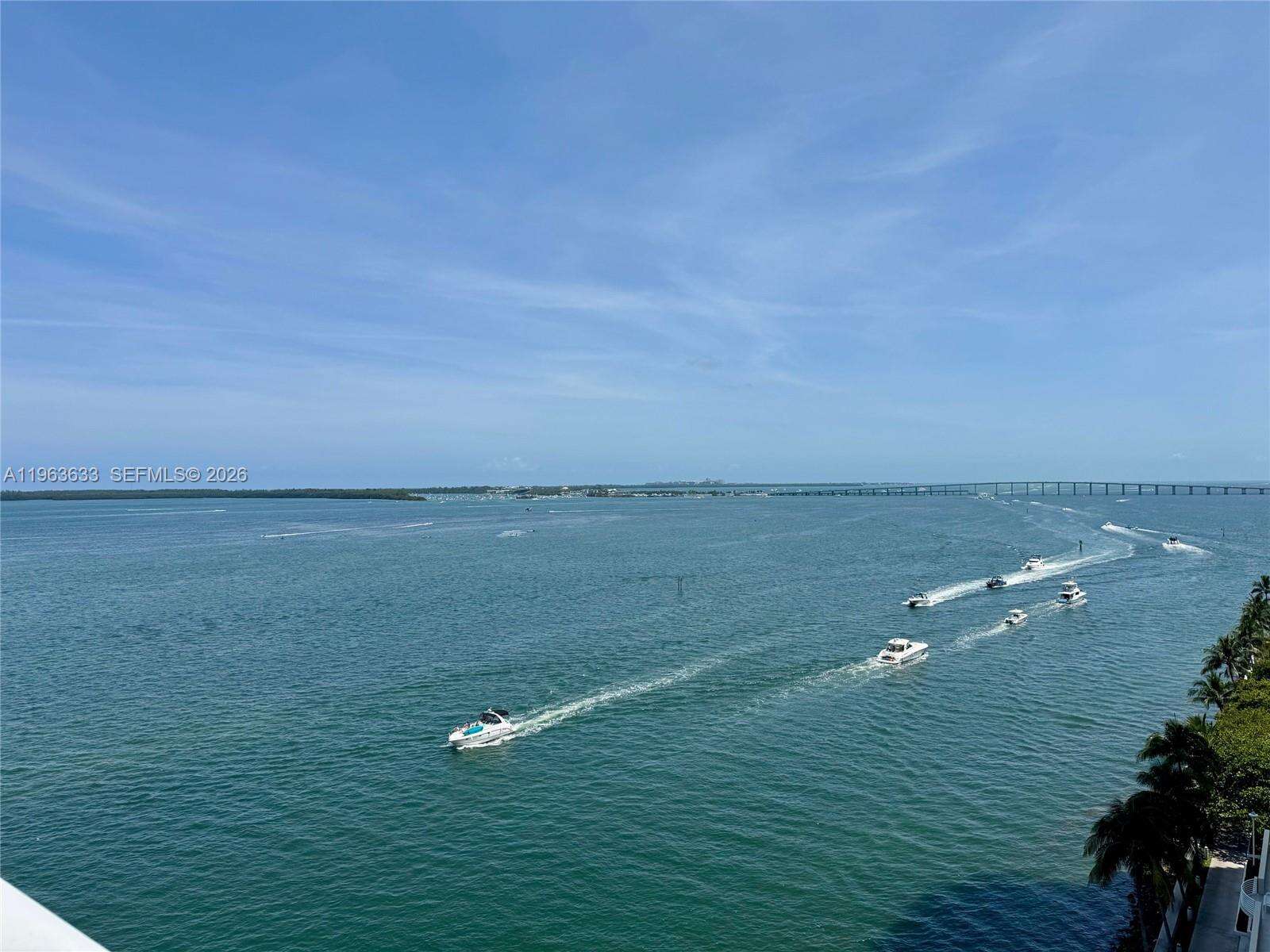 Isola at Miami, FL 33131 - For Sale photo 8