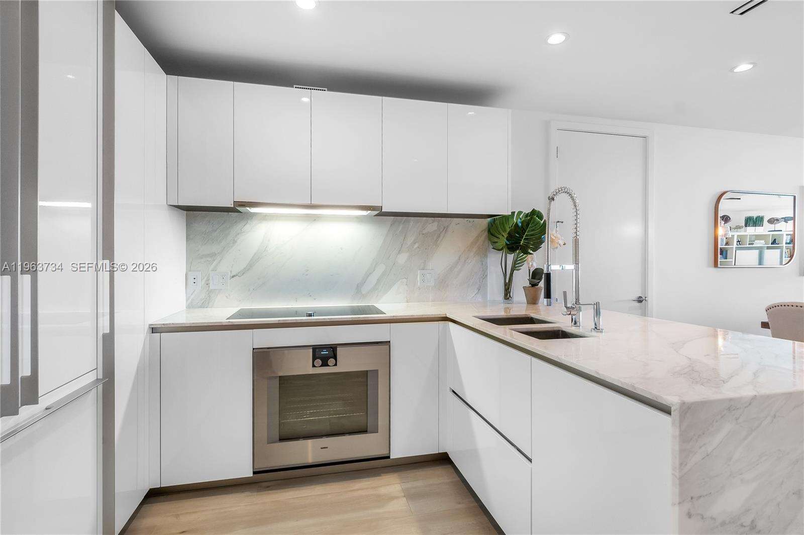 OCEANA BAL HARBOUR - 10201 Collins Ave, Bal Harbour, FL 33154 | Picture 11