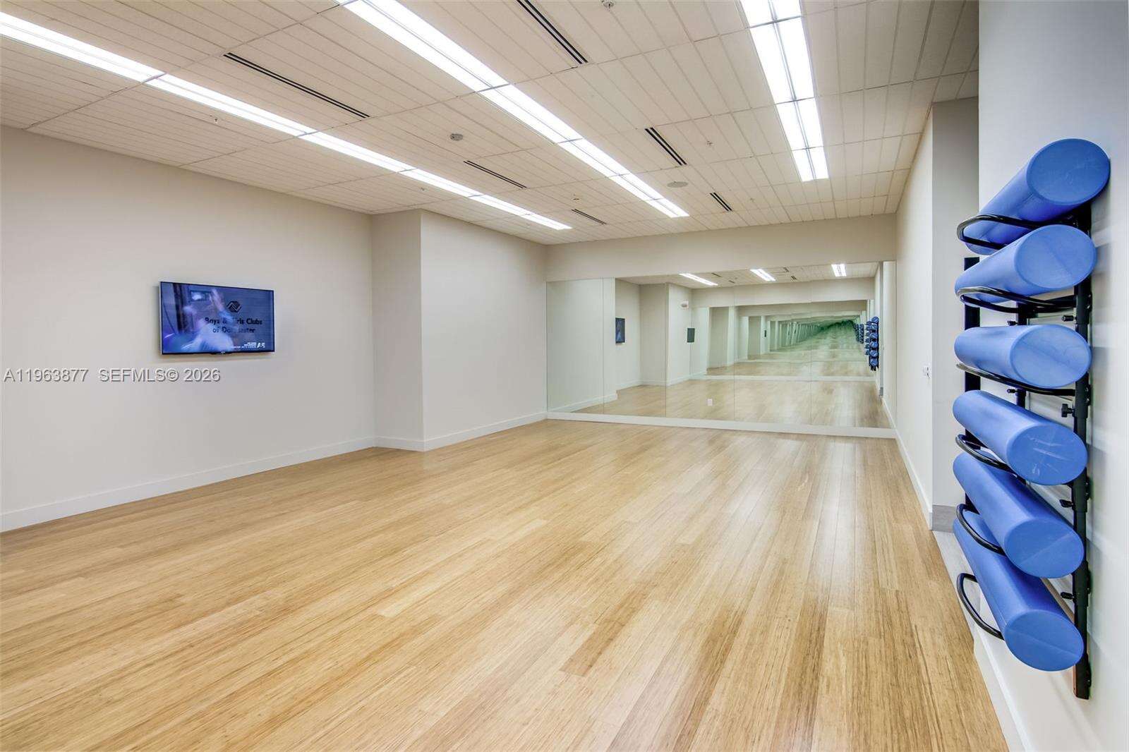 Nine At Mary Brickell Village at 999 1 Ave, Miami, FL 33130 - For Sale photo 22