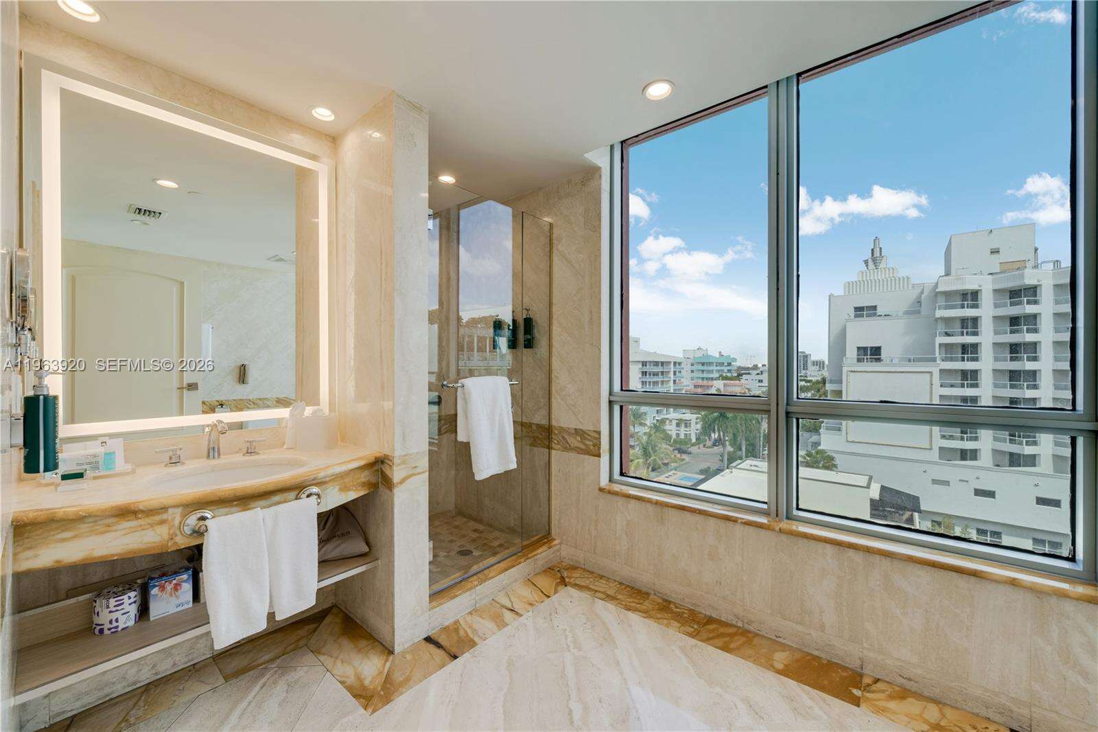 Hilton Bentley at 101 Ocean Dr, Miami Beach, FL 33139 - For Sale photo 11