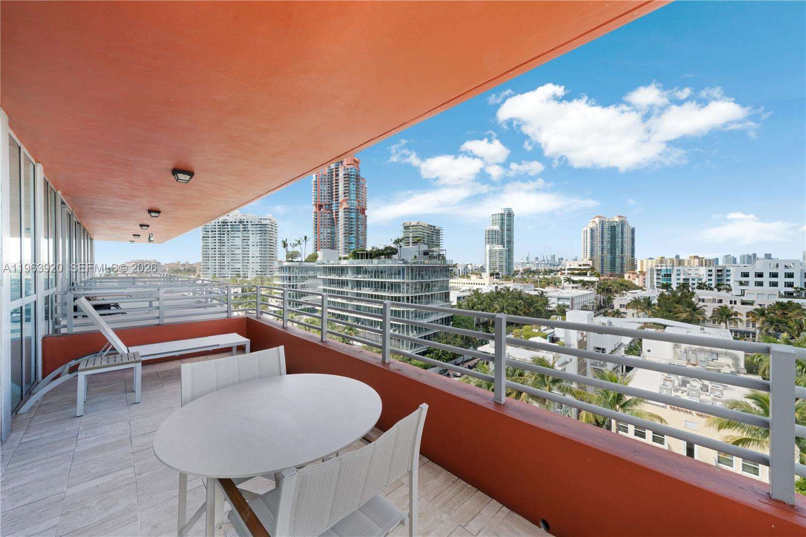 Hilton Bentley at 101 Ocean Dr, Miami Beach, FL 33139 - For Sale photo 17