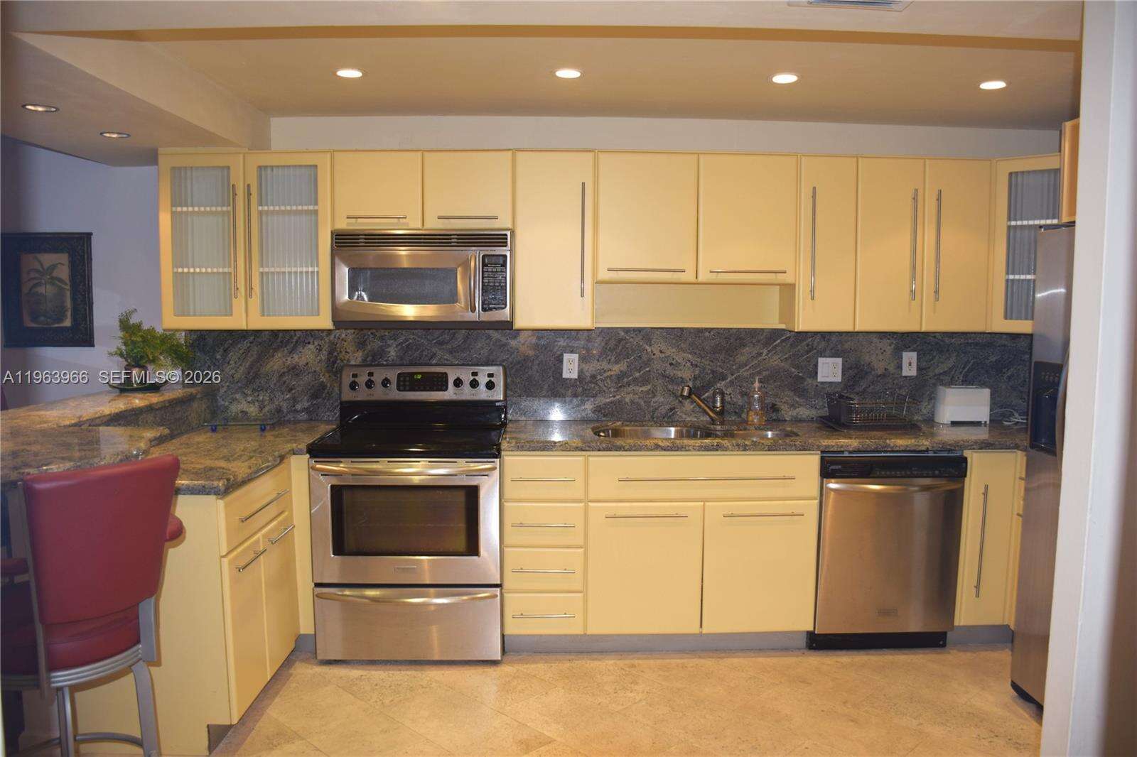 Roney Palace at 2301 Collins Ave, Miami Beach, FL 33139 - For Sale photo 24