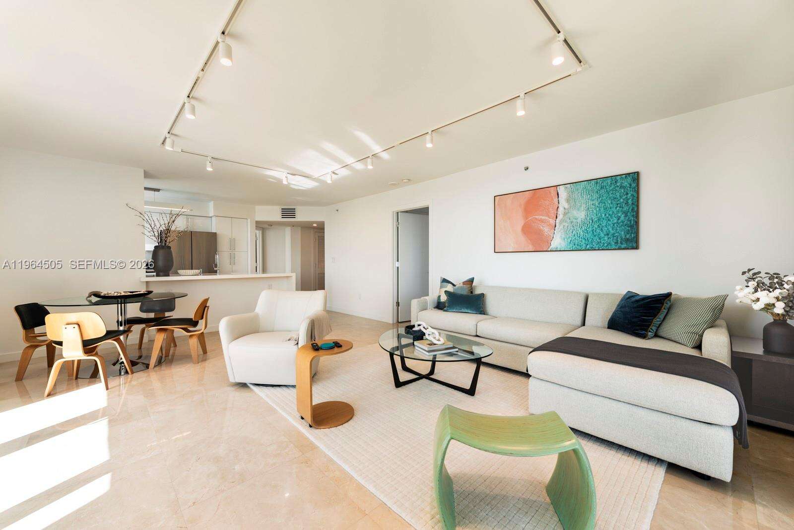 YACHT CLUB AT PORTOFINO - 90 Alton Rd, Miami Beach, FL 33139 | Picture 24