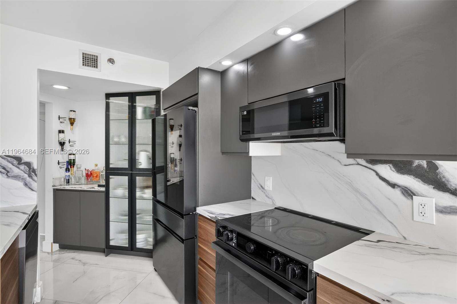 1000 Williams Island at 1000 Island Blvd, Aventura, FL 33160 - For Sale photo 5