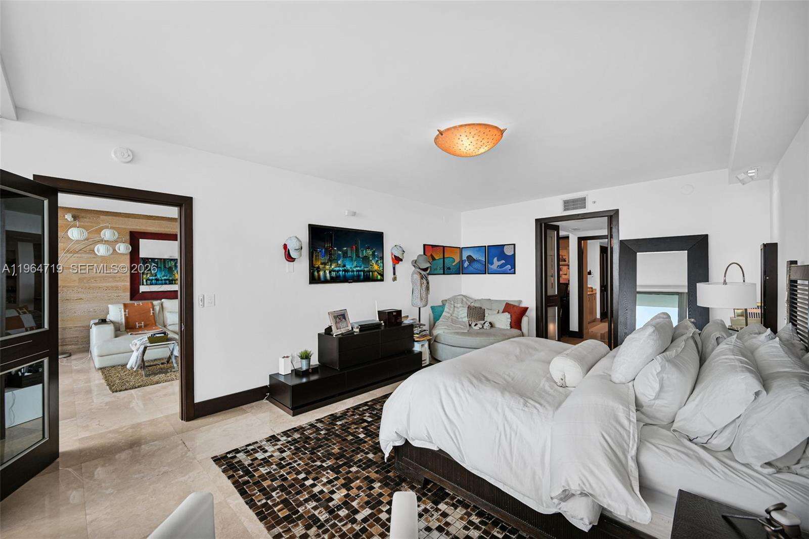 JADE RESIDENCES AT BRICKELL BAY - 1331 Brickell Bay Dr, Miami, FL 33131 | Picture 13