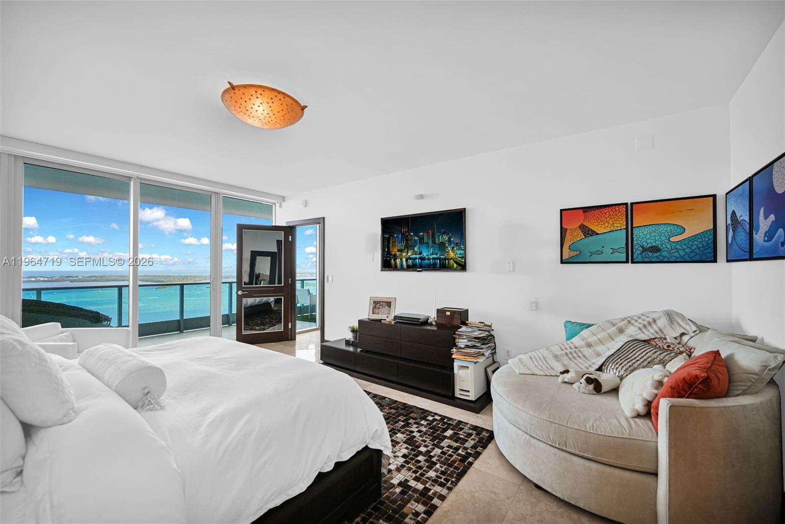 JADE RESIDENCES AT BRICKELL BAY - 1331 Brickell Bay Dr, Miami, FL 33131 | Picture 15