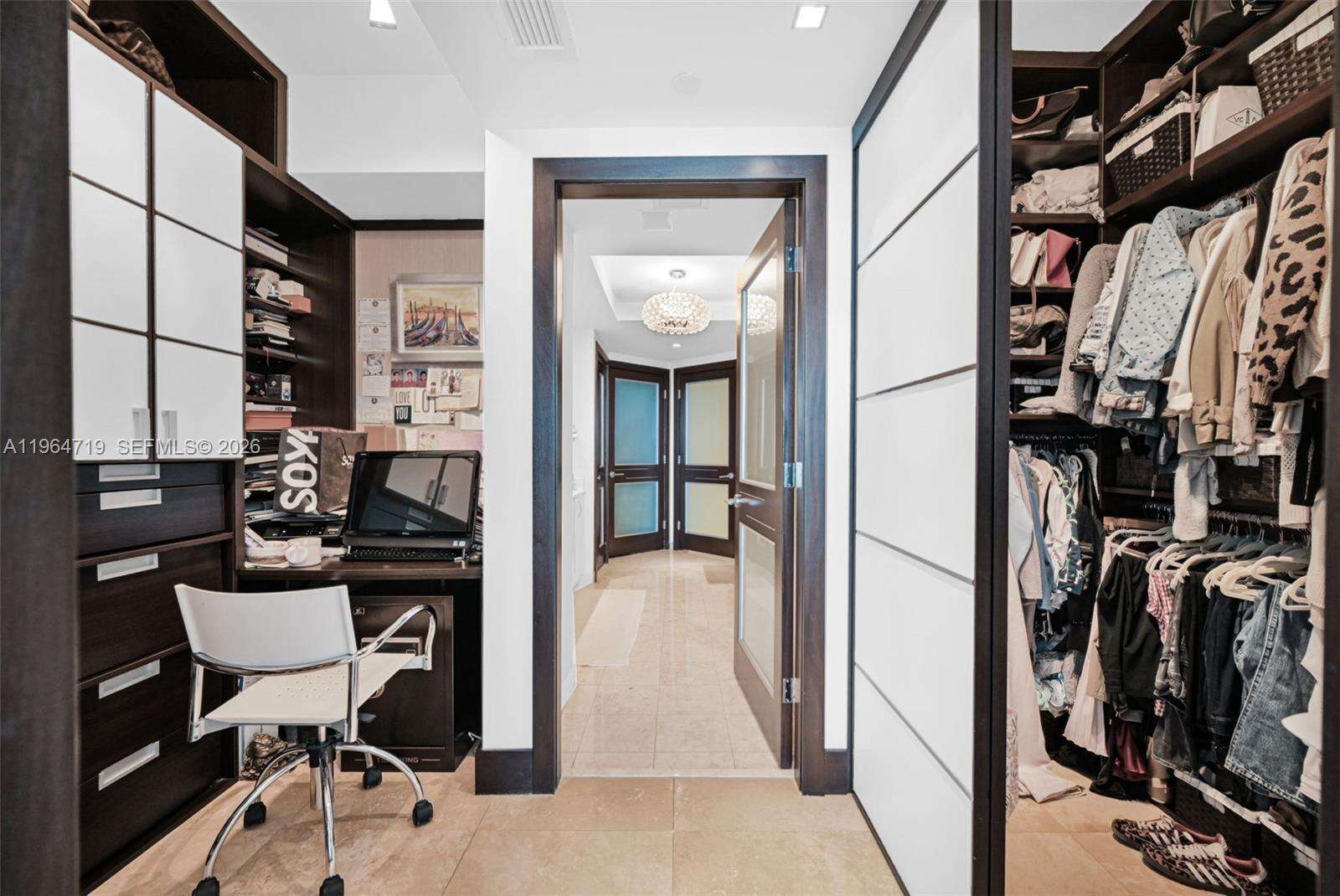 JADE RESIDENCES AT BRICKELL BAY - 1331 Brickell Bay Dr, Miami, FL 33131 | Picture 16