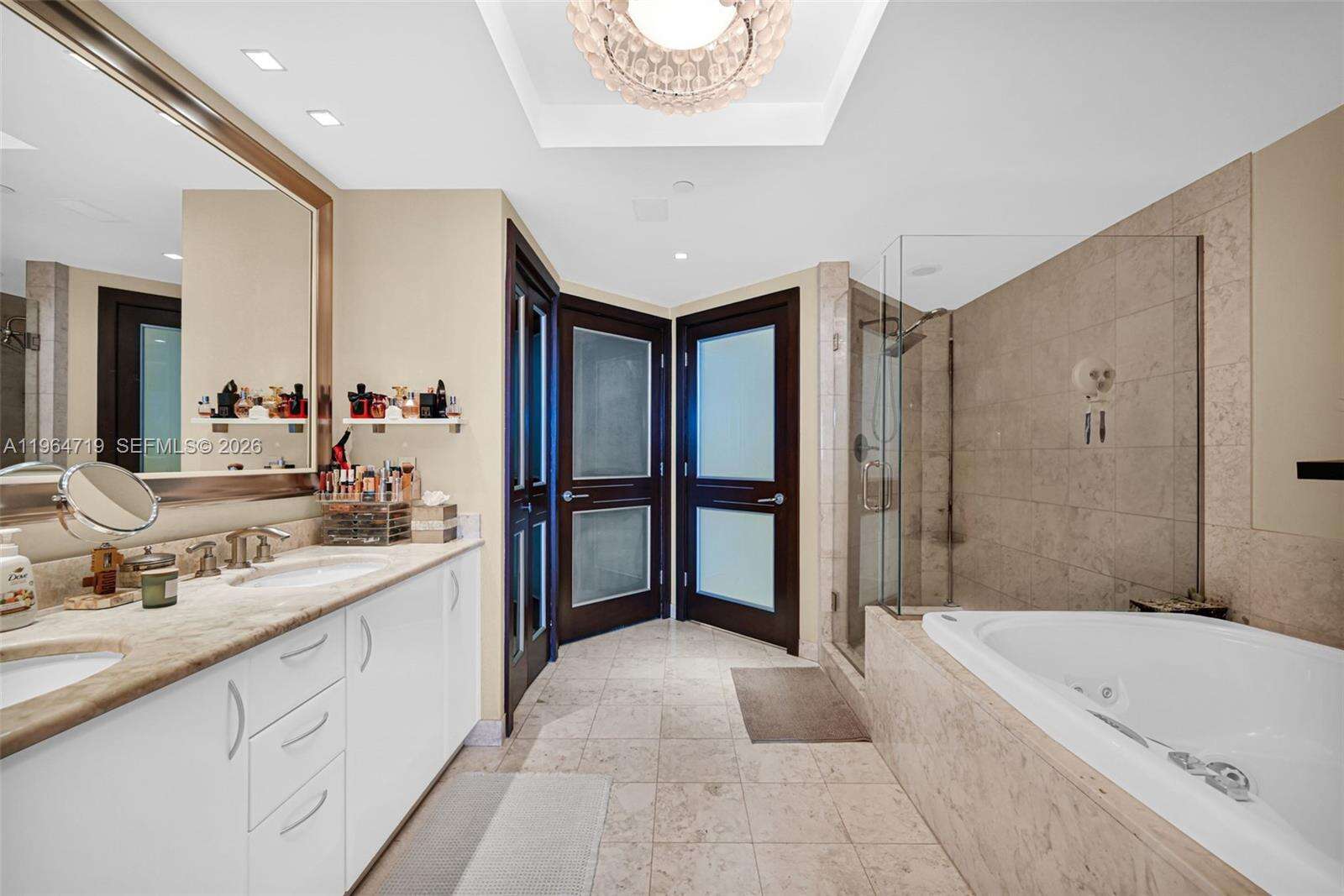 JADE RESIDENCES AT BRICKELL BAY - 1331 Brickell Bay Dr, Miami, FL 33131 | Picture 18