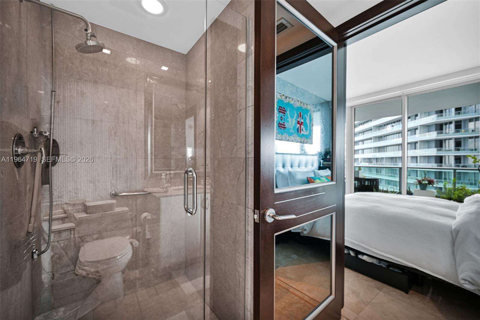 JADE RESIDENCES AT BRICKELL BAY - 1331 Brickell Bay Dr, Miami, FL 33131 | Picture 26