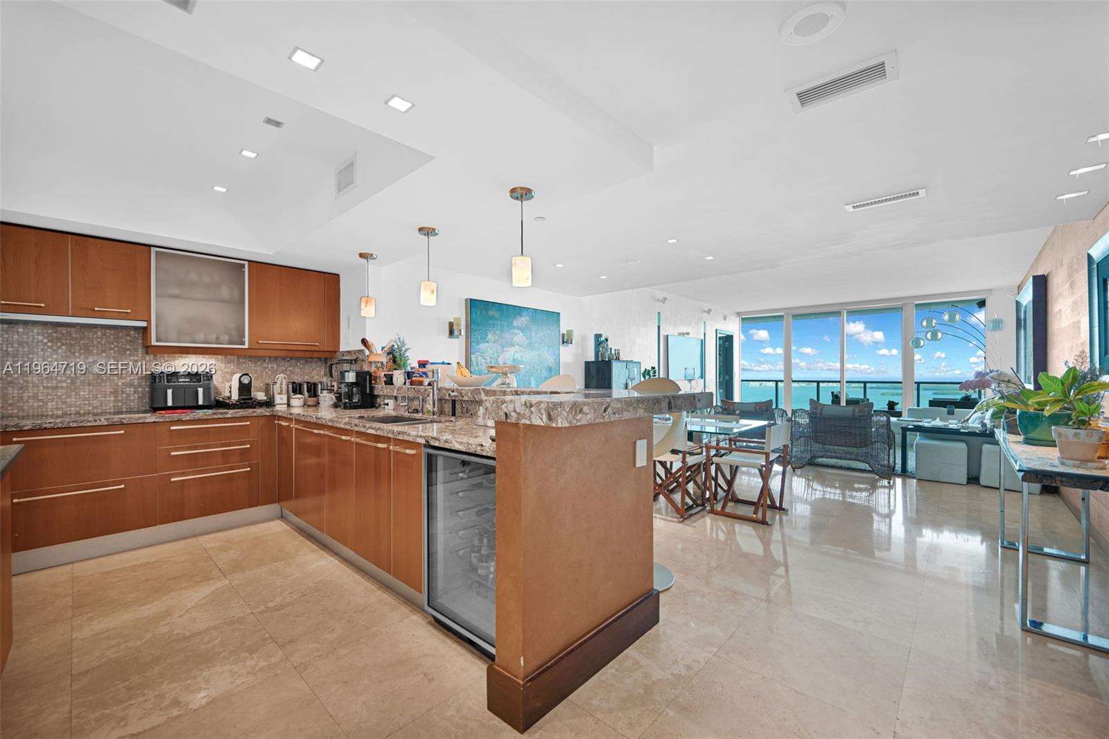 JADE RESIDENCES AT BRICKELL BAY - 1331 Brickell Bay Dr, Miami, FL 33131 | Picture 36