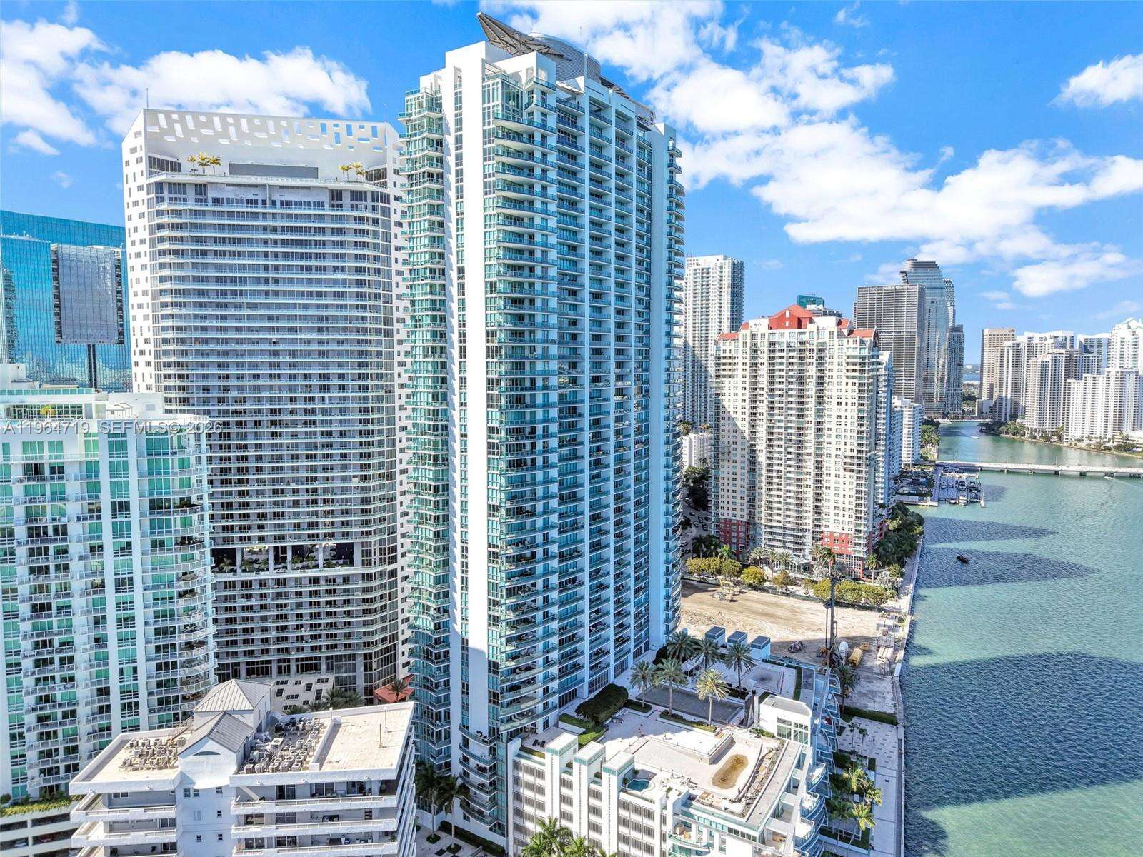 JADE RESIDENCES AT BRICKELL BAY - 1331 Brickell Bay Dr, Miami, FL 33131 | Picture 53