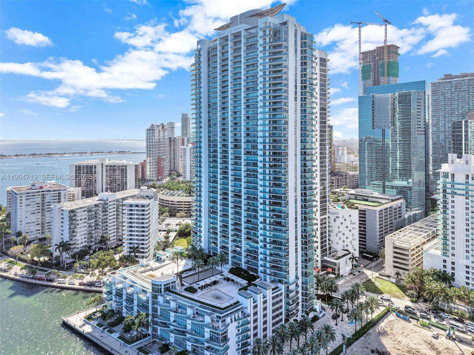 JADE RESIDENCES AT BRICKELL BAY - 1331 Brickell Bay Dr, Miami, FL 33131 | Picture 54