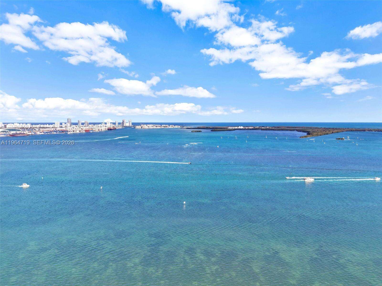 JADE RESIDENCES AT BRICKELL BAY - 1331 Brickell Bay Dr, Miami, FL 33131 | Picture 59