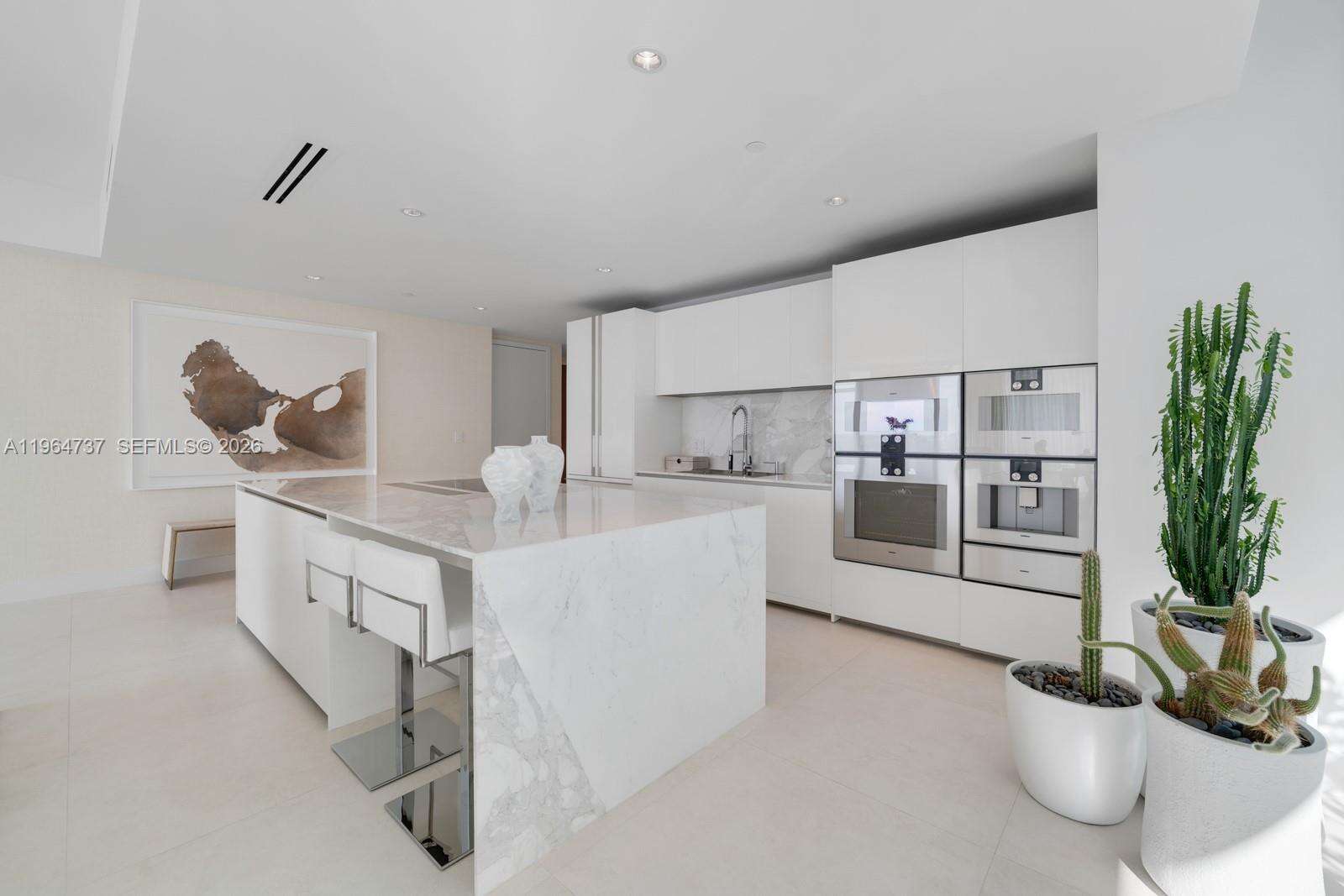 OCEANA BAL HARBOUR - 10201 Collins Ave, Bal Harbour, FL 33154 | Picture 12