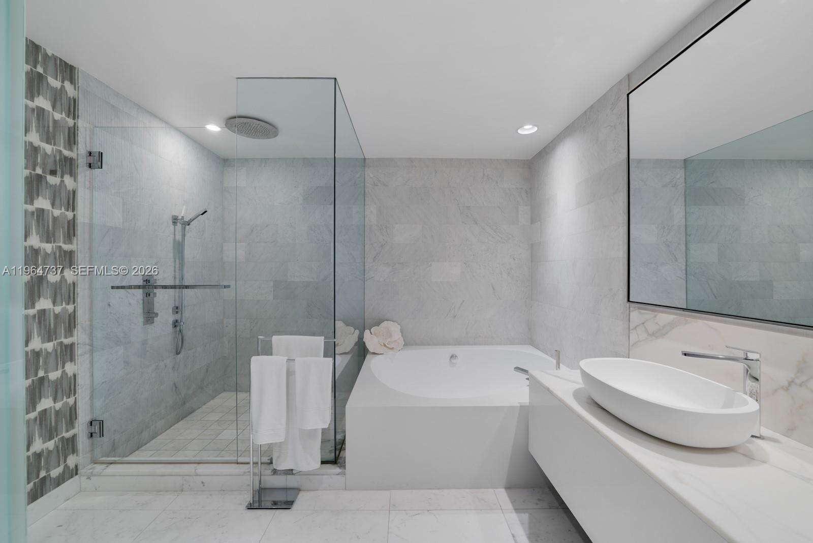 OCEANA BAL HARBOUR - 10201 Collins Ave, Bal Harbour, FL 33154 | Picture 20