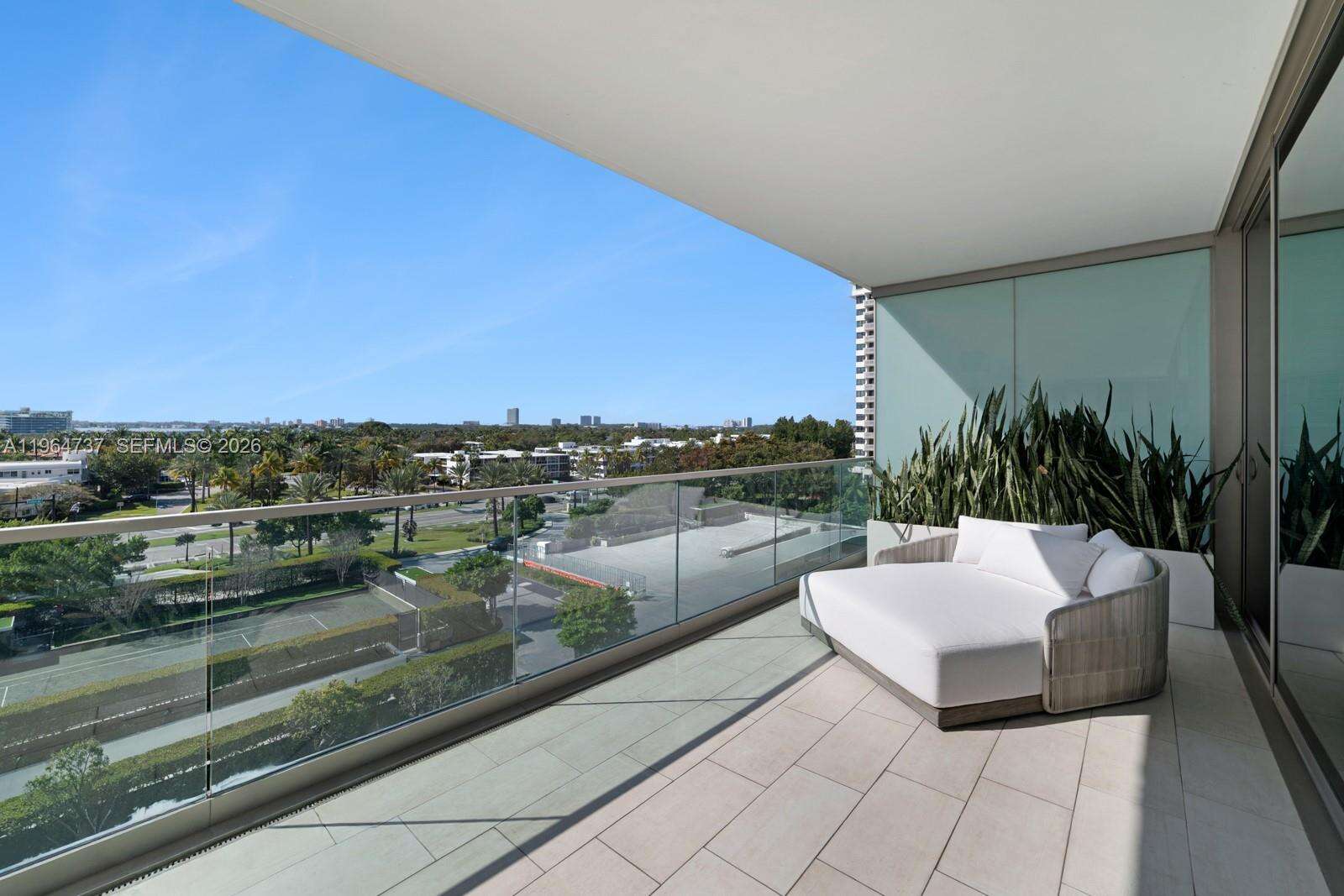 OCEANA BAL HARBOUR - 10201 Collins Ave, Bal Harbour, FL 33154 | Picture 4