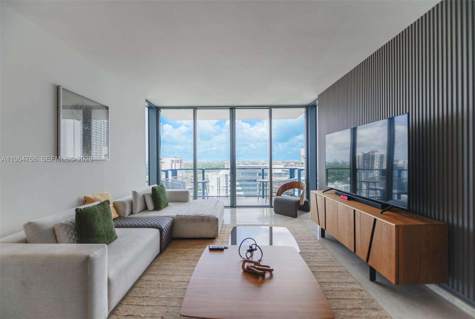 Rise Brickell at 88 7 St, Miami, FL 33130 - For Sale photo 7