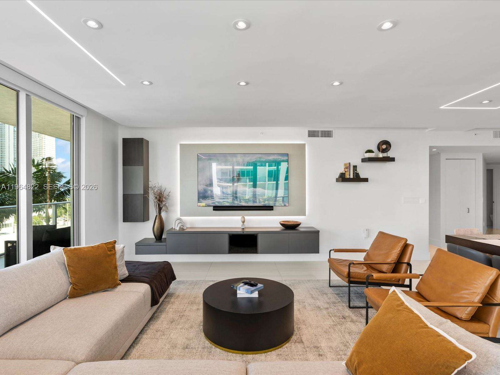 PARQUE TOWERS - 300 Sunny Isles Blvd, Sunny Isles Beach, FL 33160 | Picture 14