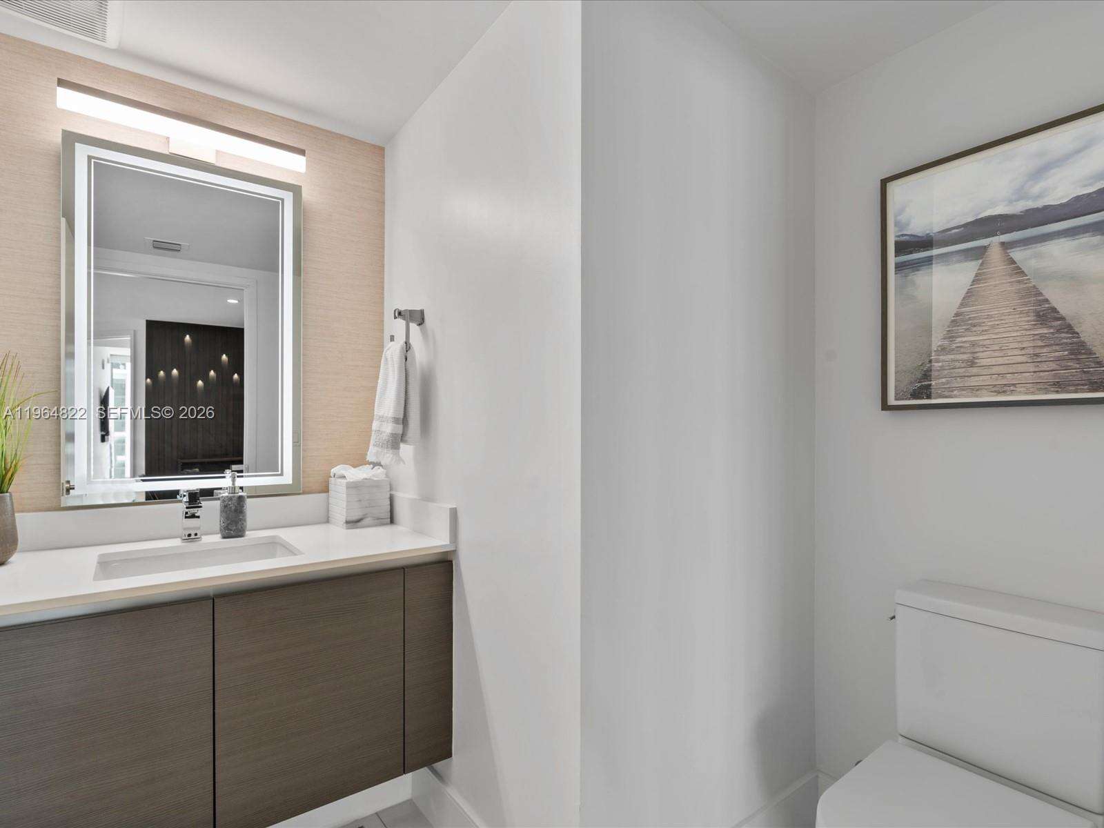 PARQUE TOWERS - 300 Sunny Isles Blvd, Sunny Isles Beach, FL 33160 | Picture 7