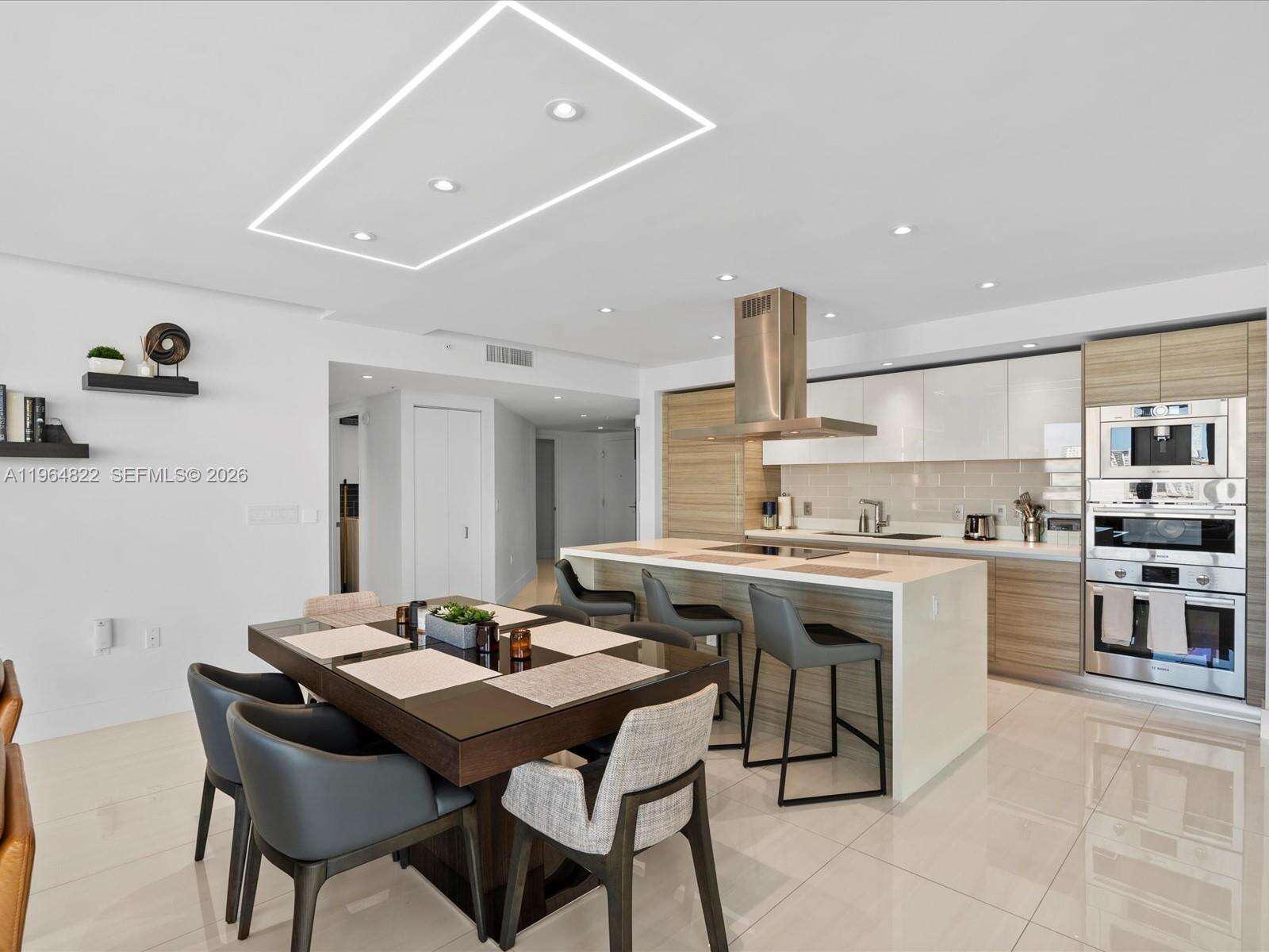 PARQUE TOWERS - 300 Sunny Isles Blvd, Sunny Isles Beach, FL 33160 | Picture 9