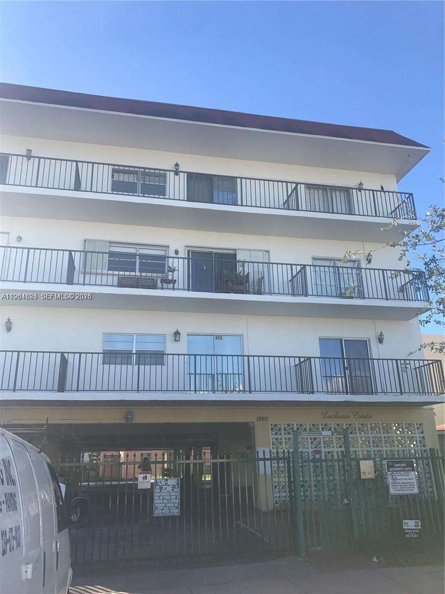 Apartments Enchante Condos for Sale & Rent | Picture 1