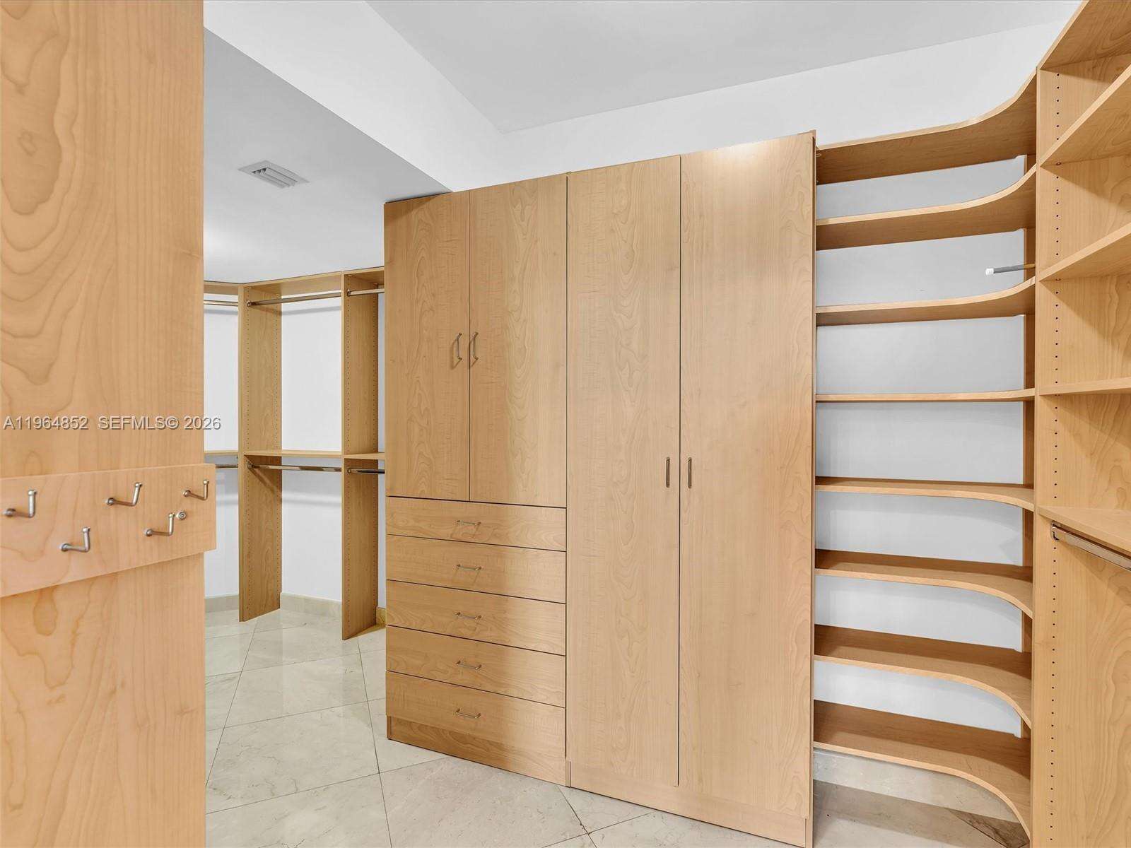 ATLANTIC II AT THE POINT - 21150 Point Pl, Aventura, FL 33180 | Picture 15