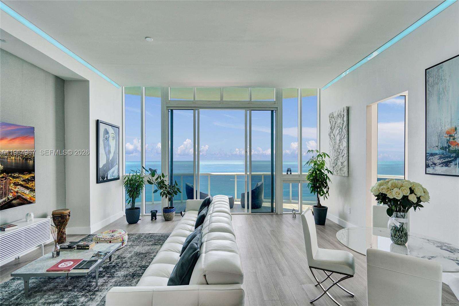 TDR TOWER II - 15901 Collins Ave, Sunny Isles Beach, FL 33160 | Picture 2