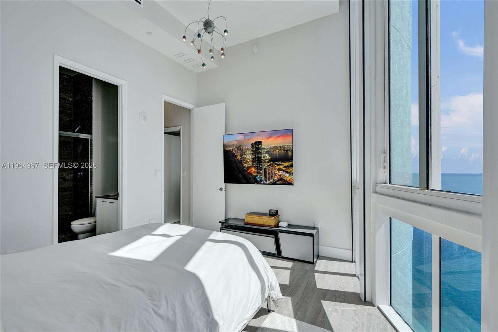 TDR TOWER II - 15901 Collins Ave, Sunny Isles Beach, FL 33160 | Picture 40