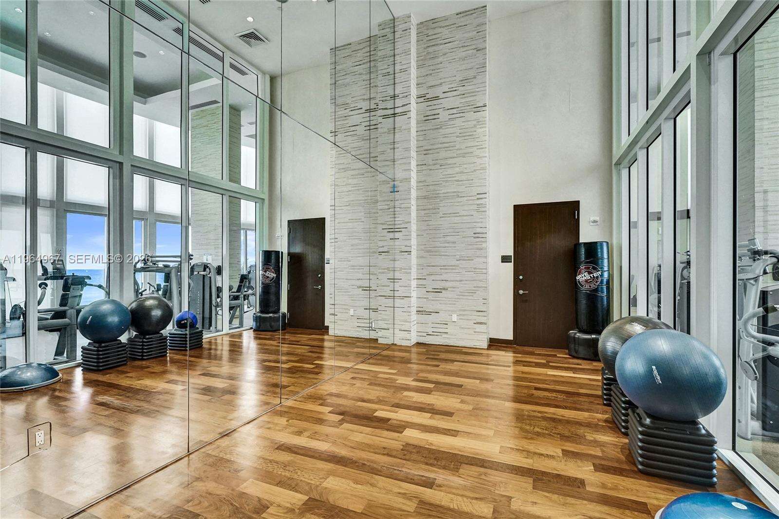 TDR TOWER II - 15901 Collins Ave, Sunny Isles Beach, FL 33160 | Picture 58
