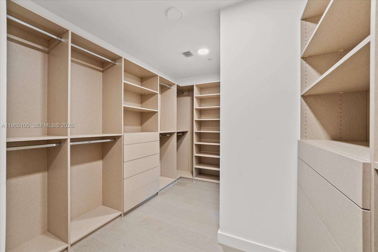 FIVE PARK - 501 W Ave, Miami Beach, FL 33139 | Picture 17