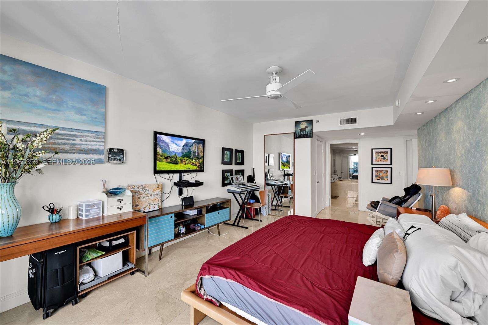 BEACH CLUB TWO - 1830 Ocean Dr, Hallandale Beach, FL 33009 | Picture 13