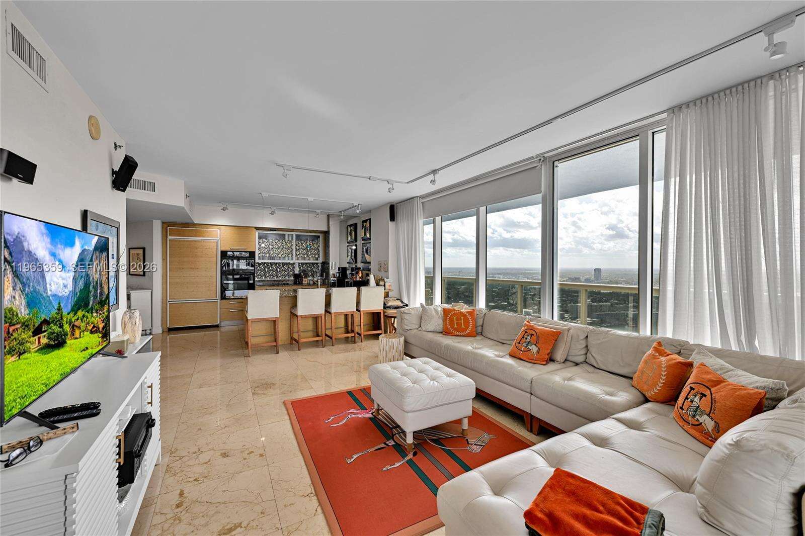 BEACH CLUB TWO - 1830 Ocean Dr, Hallandale Beach, FL 33009 | Picture 4