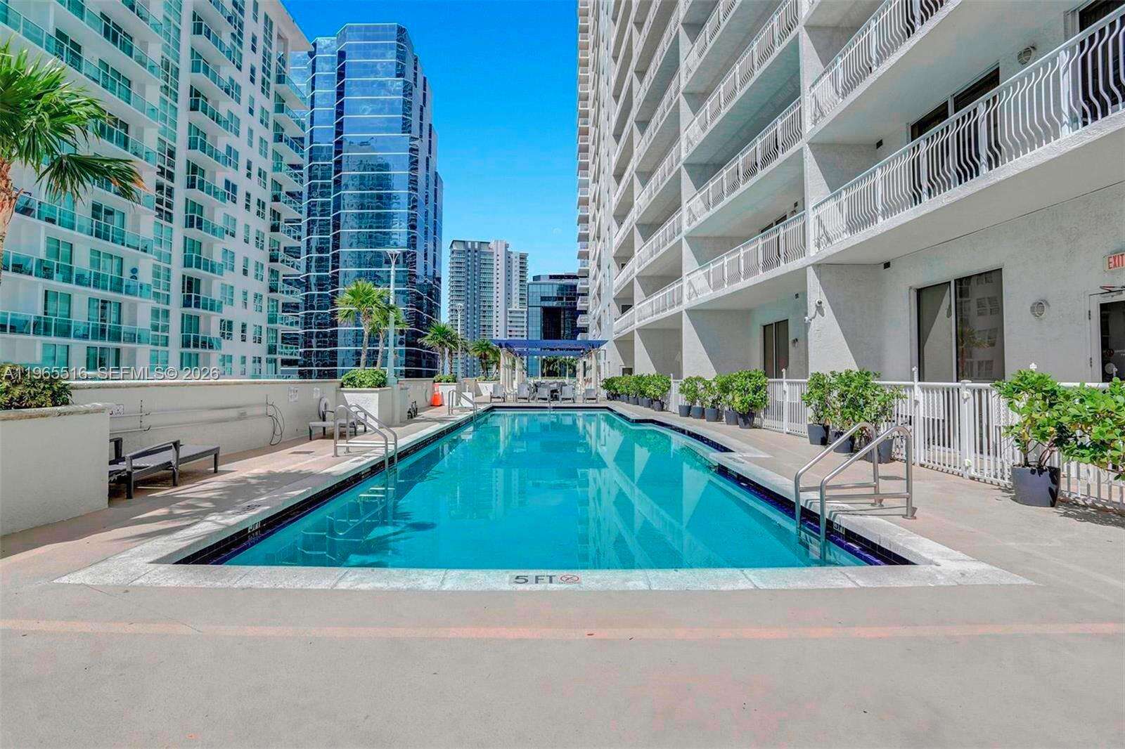The Club At Brickell Bay at 1200 Brickell Bay Dr, Miami, FL 33131 - For Sale photo 23