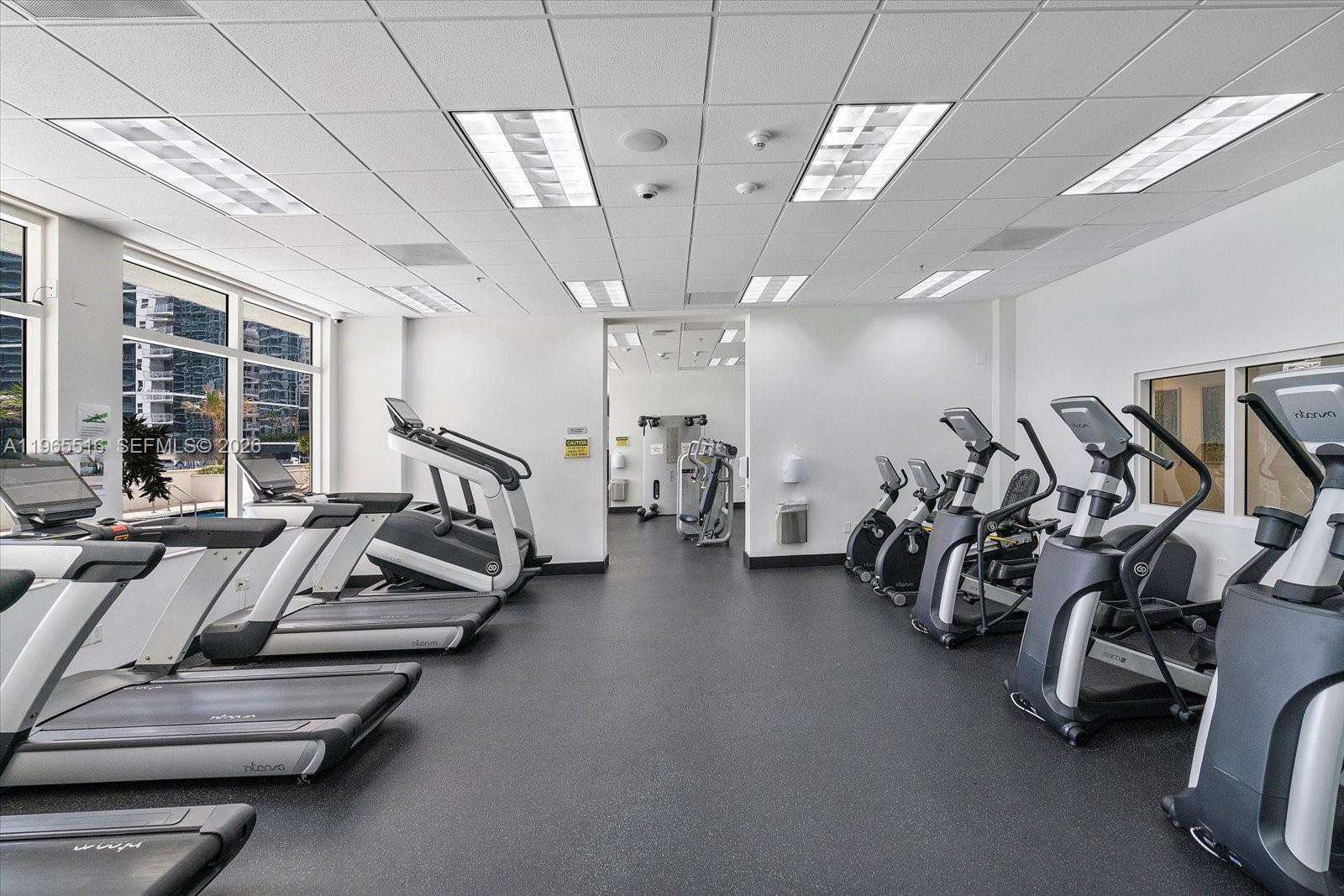 The Club At Brickell Bay at 1200 Brickell Bay Dr, Miami, FL 33131 - For Sale photo 28