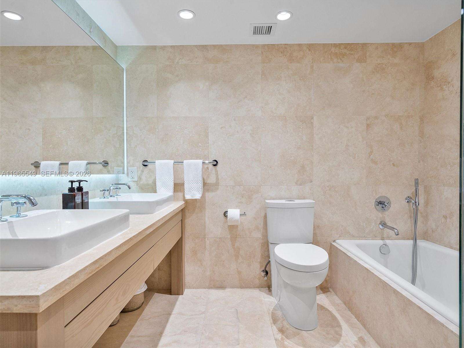 2399 COLLINS AVENUE - 102 24 St, Miami Beach, FL 33139 | Picture 39