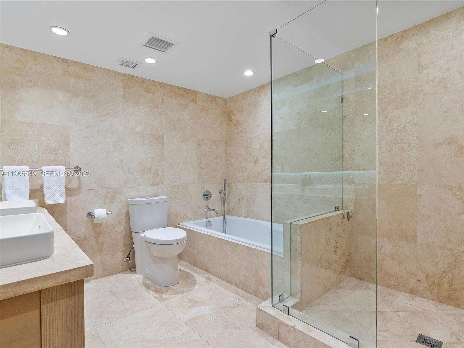 2399 COLLINS AVENUE - 102 24 St, Miami Beach, FL 33139 | Picture 40