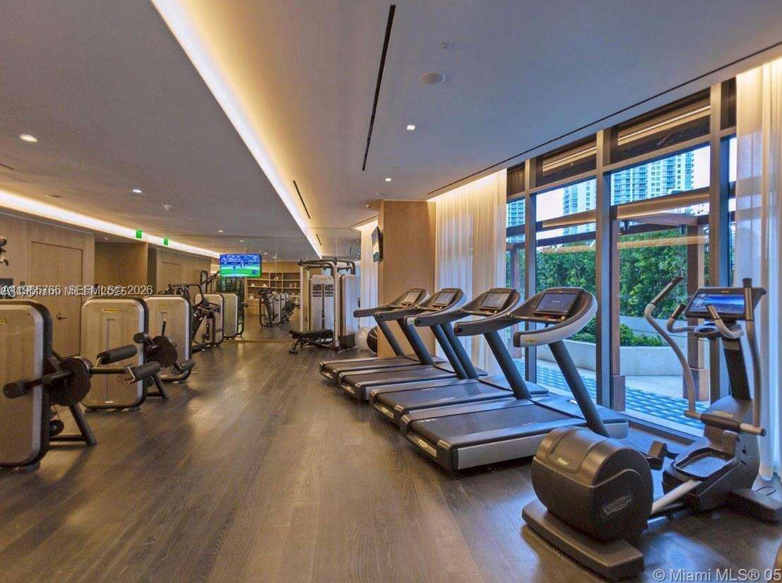 Sls Lux at 801 Miami Ave, Miami, FL 33130 - For Sale photo 33