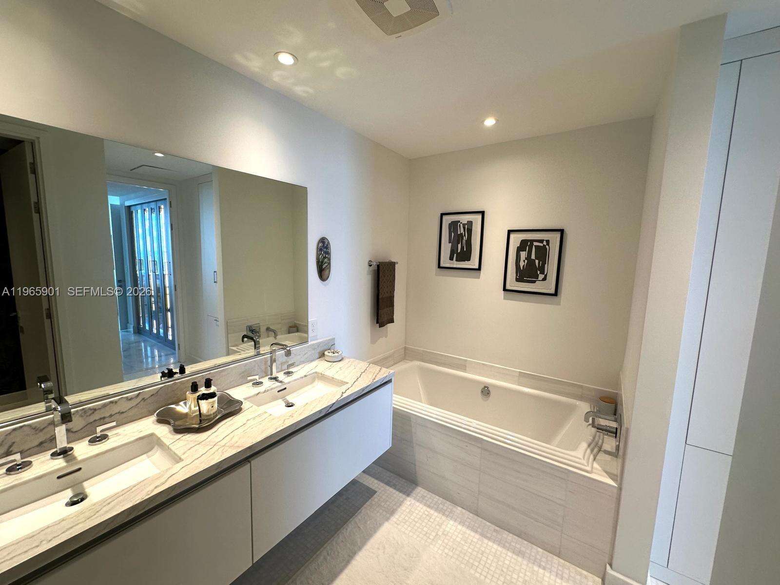 MISSONI BAIA - 700 26 Ter, Miami, FL 33137 | Picture 12